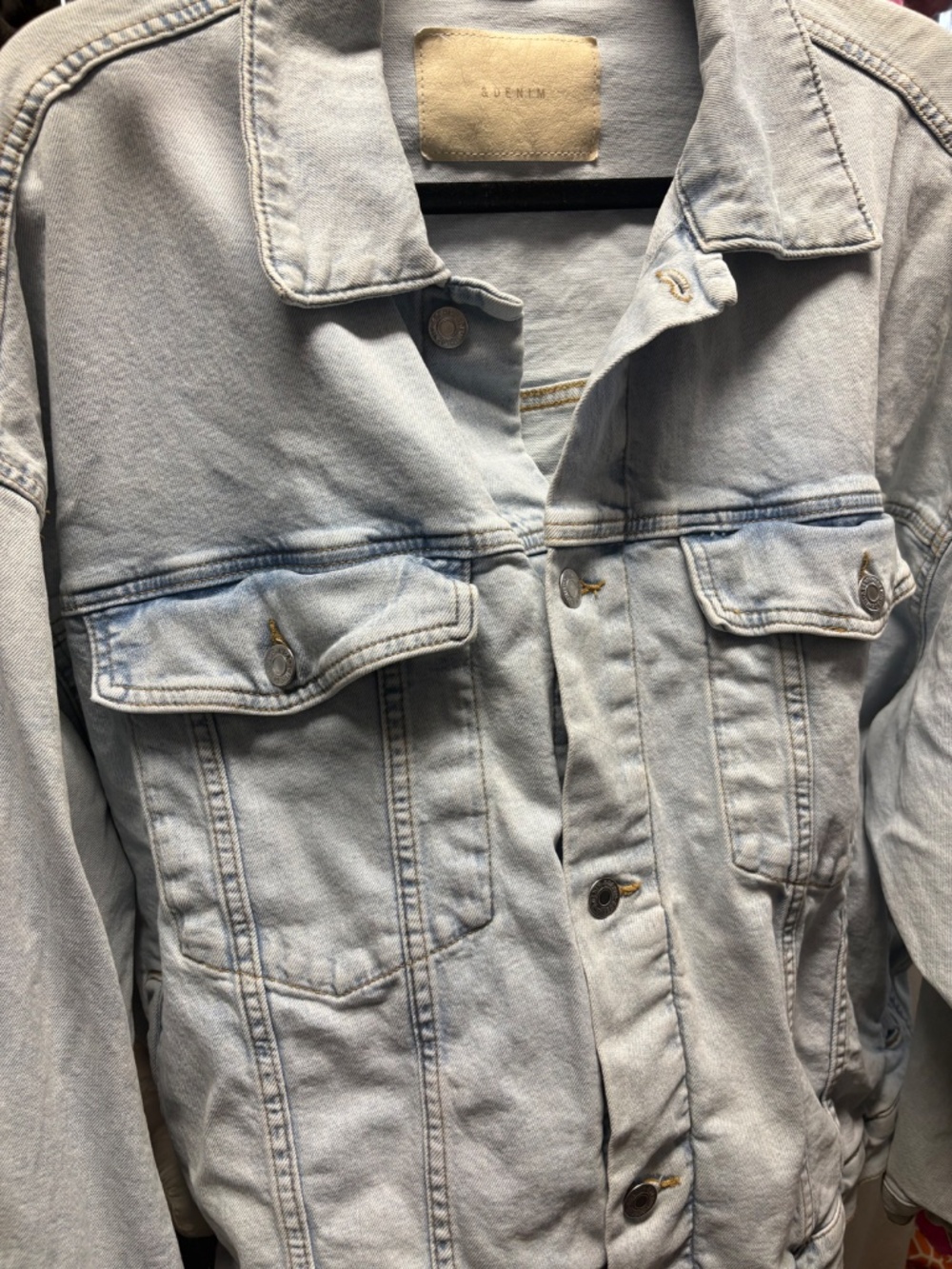 Denim jacket - Picture 2 of 3